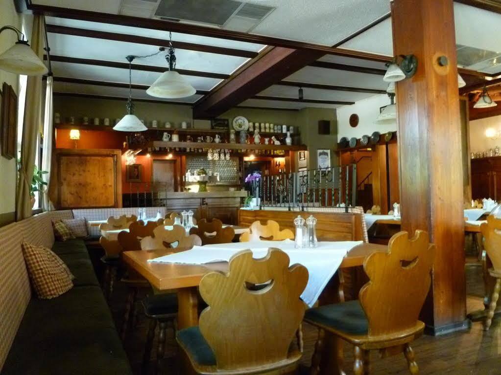 Gasthaus Zum Specht Hoesbach Luaran gambar
